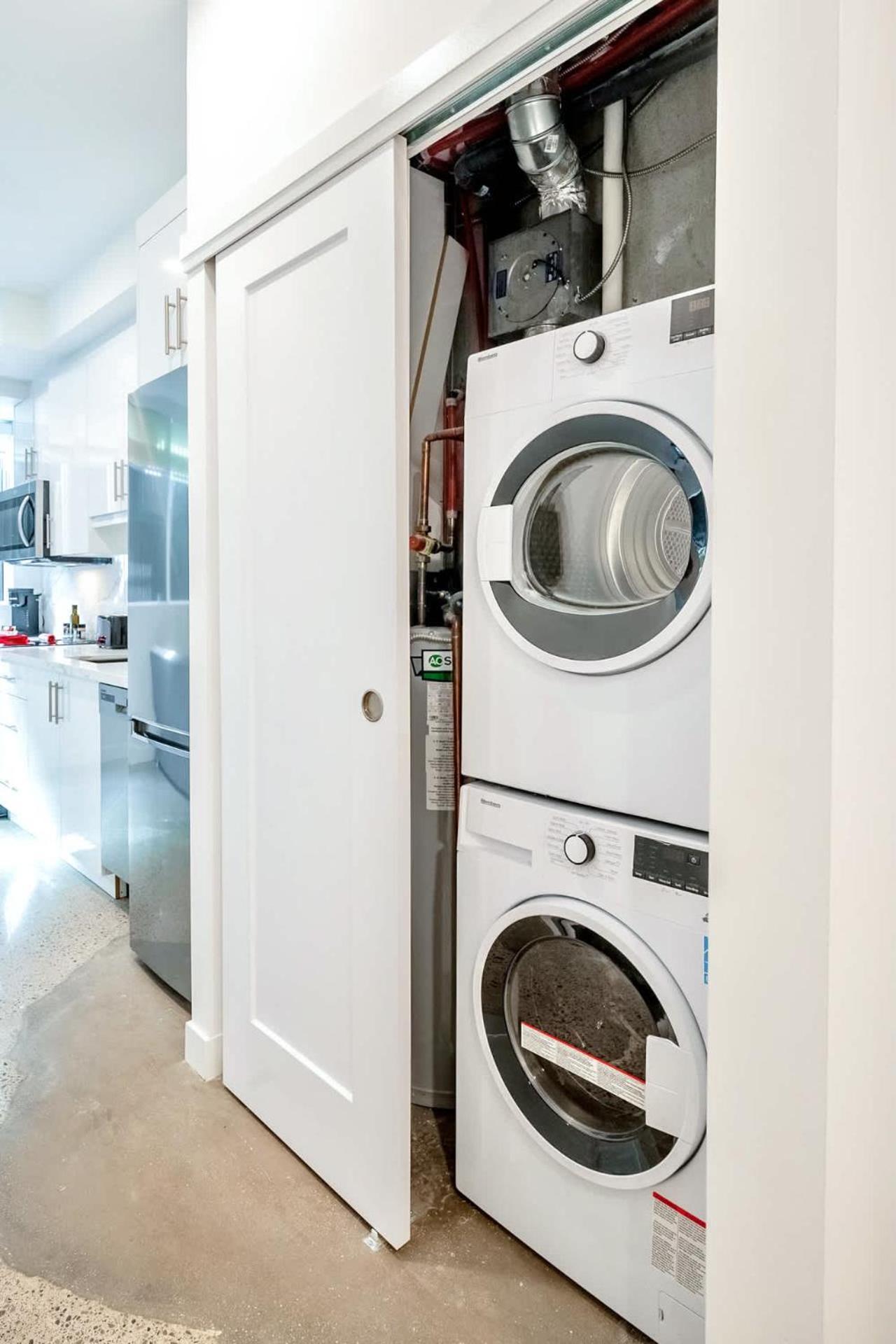 Spacious 2Br Apartment - Regent Park Near Downtown Торонто Екстериор снимка