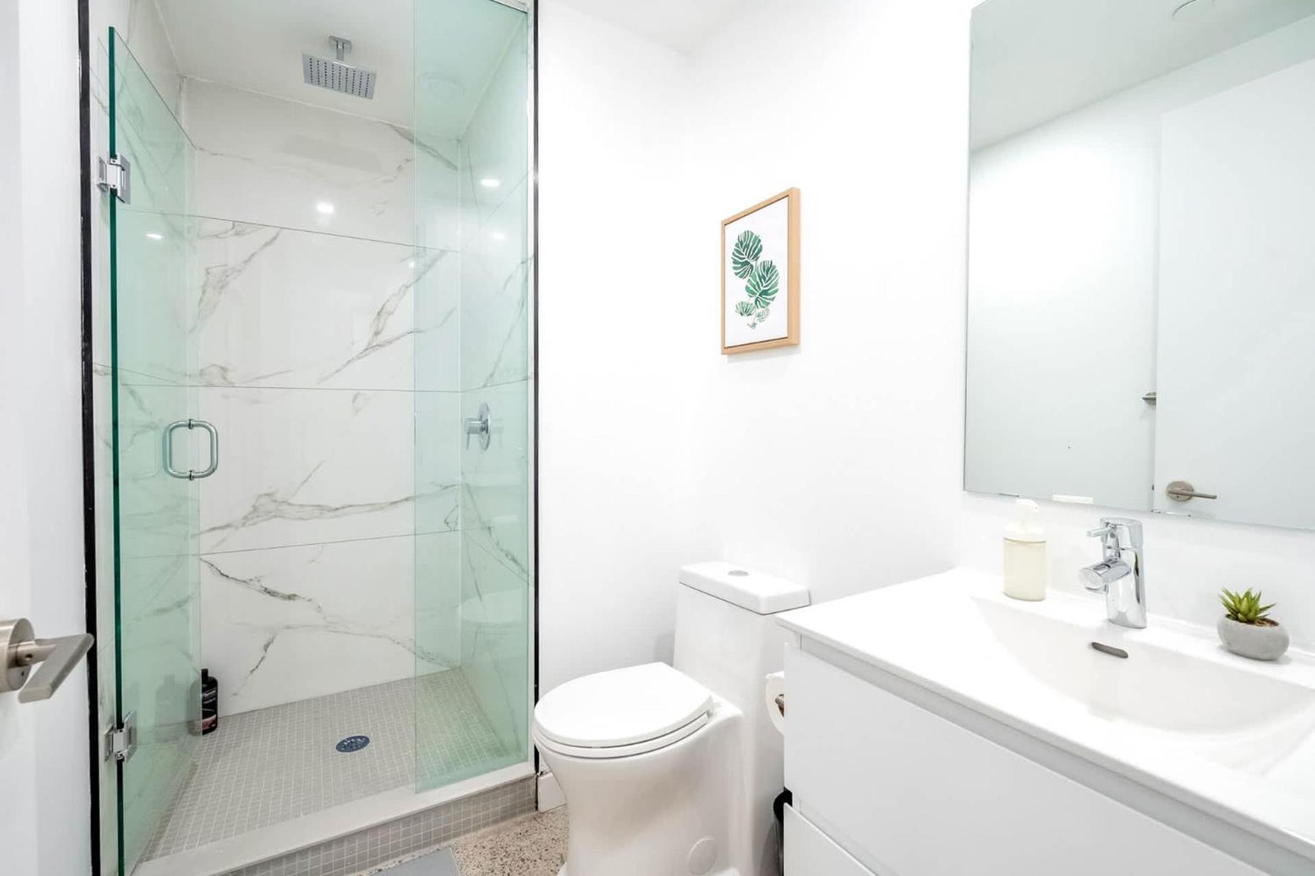 Spacious 2Br Apartment - Regent Park Near Downtown Торонто Екстериор снимка